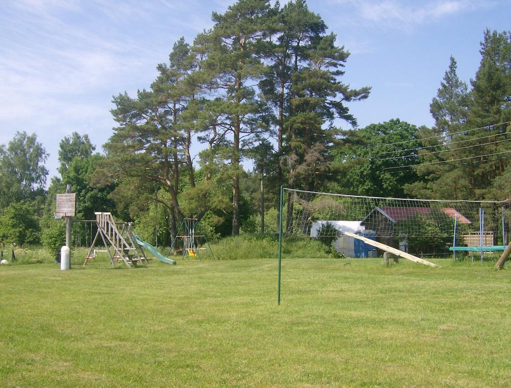 Kiige Holiday Park Hotel Linnamäe Kamer foto